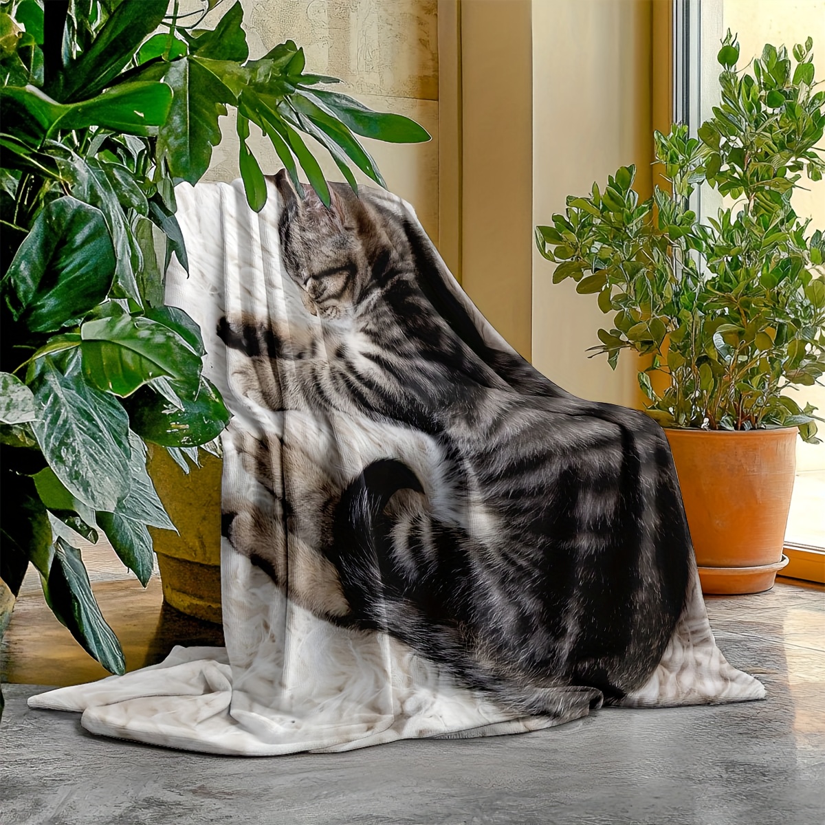Sleeping Cat Flannel Blanket,  - Home Office Design Ideas recensie en prijs